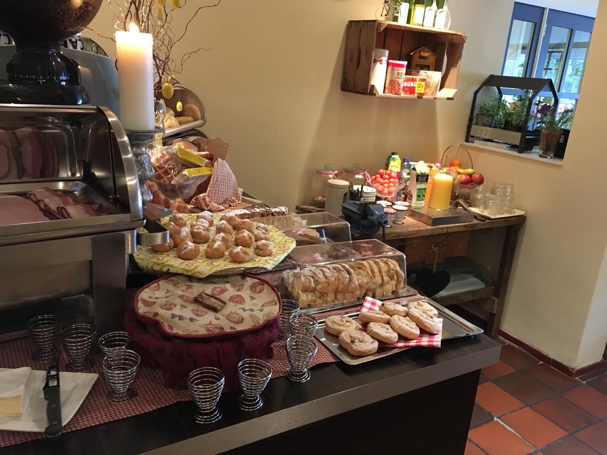 Ziza Hotel Valkenburg aan de Geul ภายนอก รูปภาพ